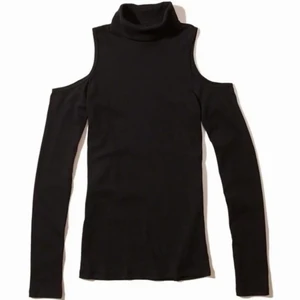 Cutout tröja🖤🖤 - As snygg svart cut out tröja som är väldigt populär. Köpt från Plick🖤🖤 vödligt stretchig!