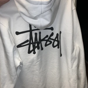Stussy hoodie  - Stussy hoodie, cond 9/10 som ny, tts