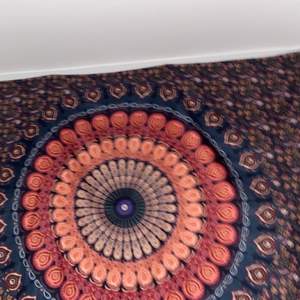 En ”vägg mandala” 150x200. 166kr inklusive frakt 