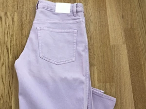 Jeans - Jeans från Weekday i modellen VEER (high waist)!!!Dom är oanvända då de tyvärr inte passade mig så dem är i nyskick! Nypris 500kr😍😍 