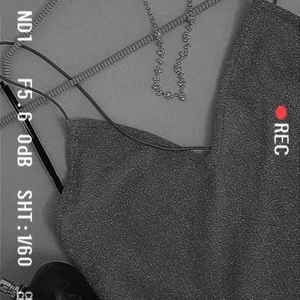 Eur s - Den klänning är jätte bra ock verkligen det passar. Jag har köpt det men efter när jag har testat det var liten på mig och jag kunde inte tillbaka det. Men det är ny klänning och jag har aldrig använt den. 