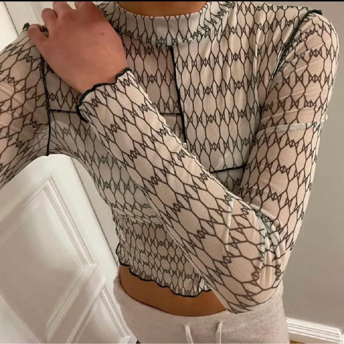 Mesh topp med mönster