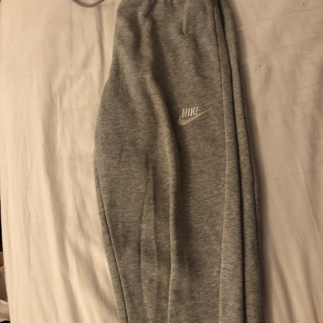 Nike essential joggingbukser - 90