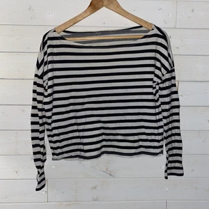 Randig tröja - Randig tröja