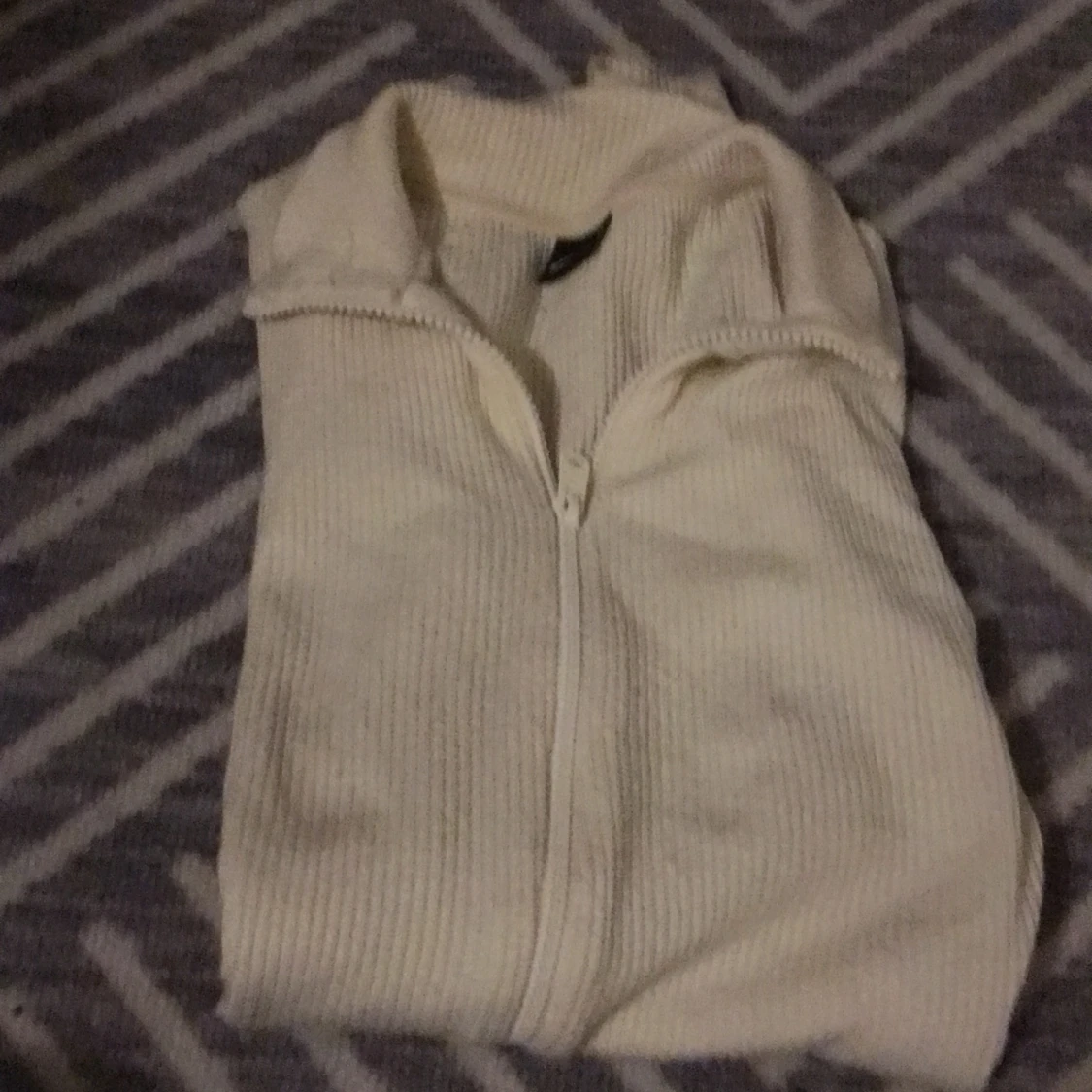 BEIG TRENDIG TRÖJA!💕 - 90