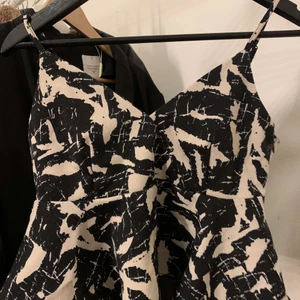 Bikbok top  - Bikbok topp oanvänd pga av storleken är för liten.  Stl xs - funkar på en S. 