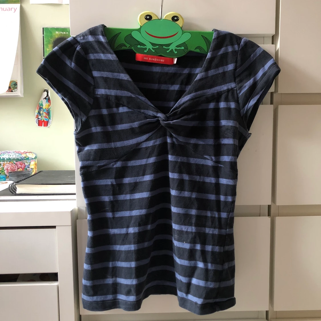 Blårandig topp - 91