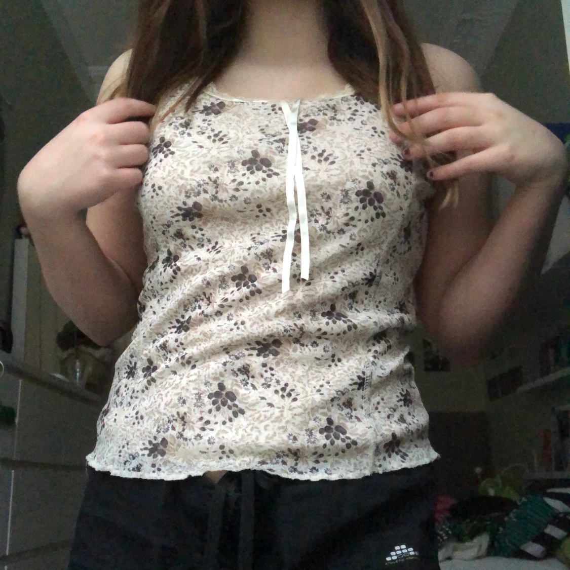 Söt brun-vitt linne  - 90