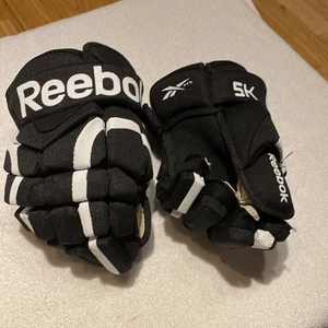 Hockeyhandskar  - I bra skick.