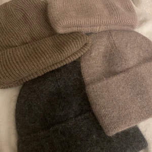 Mössor - Begränsat antal!! 359/st inkl frakten 