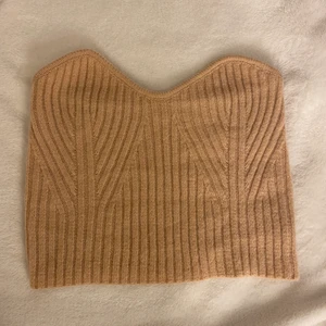 Beige/rosa topp - Oanvänd bandeau topp, passar xs-m