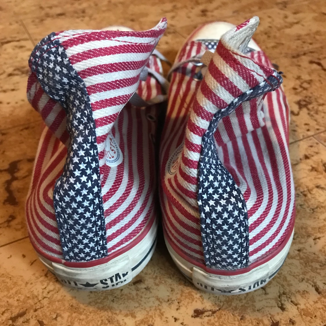 Amerikanska flaggan - converse  - 91