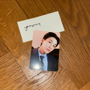 Fatal Love I.M/Changkyun Photocard - Offical I.M/Changkyun (Monsta X) photocard från Fatal Love albumet. fint skick. kan mötas upp i stockholm eller skickas, jag står inte för postens slarv <33