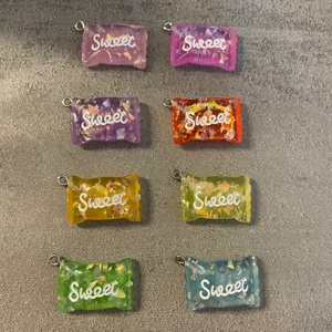 Godis berlocker  - 2kr/st. Ringa in den du vill köpa!! Skriver privat hur många jag har av varje färg 