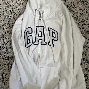 Gap tröja - En fin och skön Gap tröja kommer inte till andväning längre dock