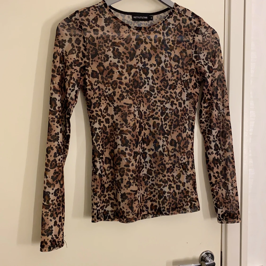 Leopardmönstrad topp - 90