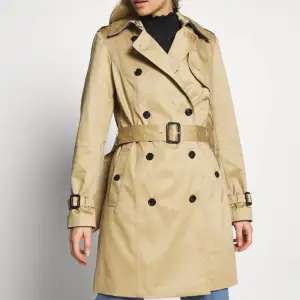 Saling new esprit trench coat because for me is big