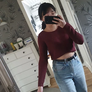Virkad tröja - Virkad tröja köpt för några år sedan, sparsamt använd, fin att stoppa in i bh:n för croptop-effekt