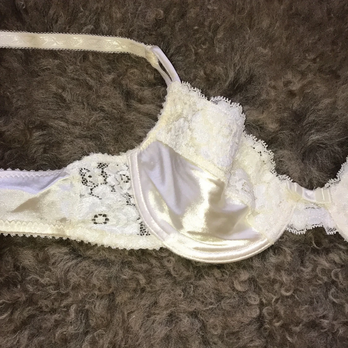 Vintage BH - 34