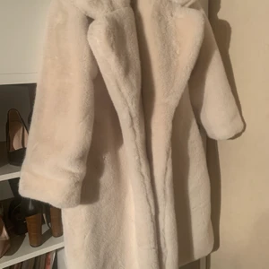 Vinter jacka  - Aldrig använt helt ny den är stor för mig 