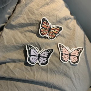 Stickers - Egen gjorda stickers/klistermärke 🌸 alla för 12 plus 13kr frakt (ett frimärke kostar 13kr) 🌸 skriv gärna vid frågor eller andra bilder🌸
