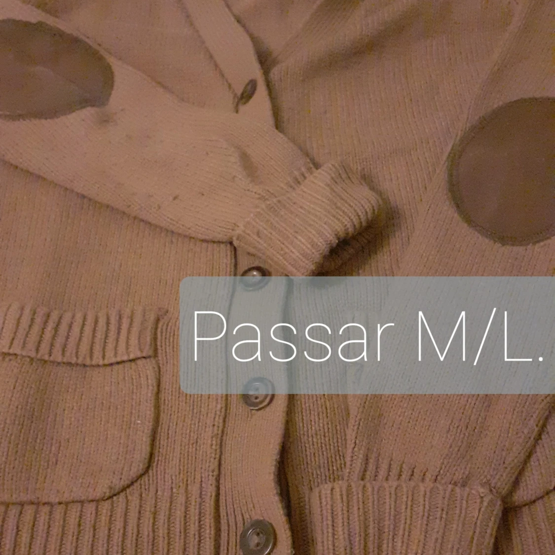 M/L. Brun-stickad-tröja, * Zaraknit.