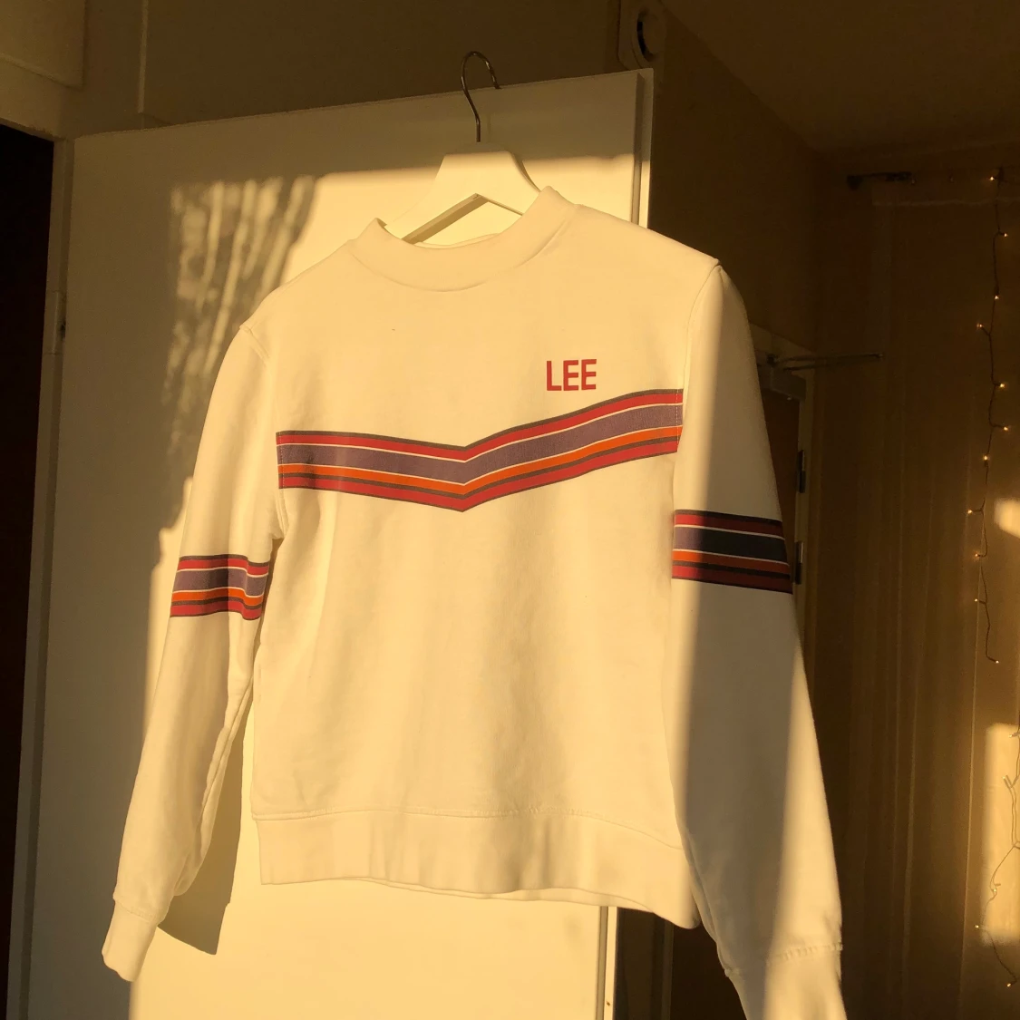 Lee Sweater 🌈 - 90