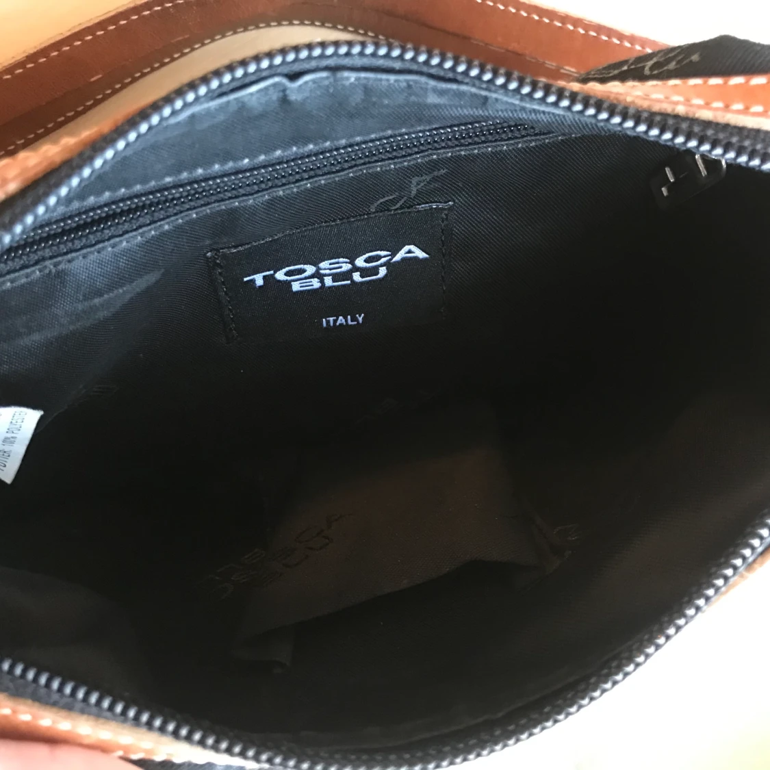 Söt Vintage Designer axelbandsväska med fjärilar Tosca Blu -svart - 91