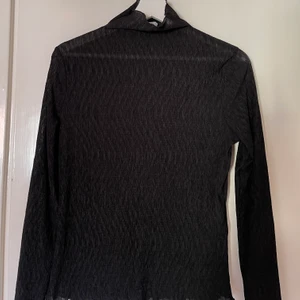 Polotröja - Mesh polotröja ifrån weekday