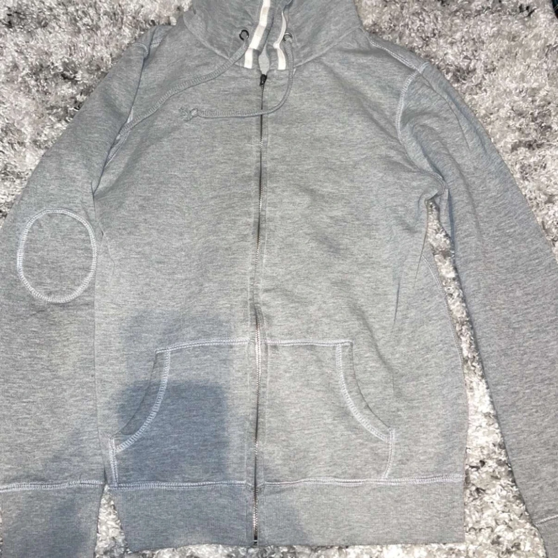  grå huvtröja strlk: S-M