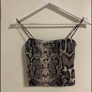 Topp från gina - Inget att anmärka på, 30 kr inklusive frakt 