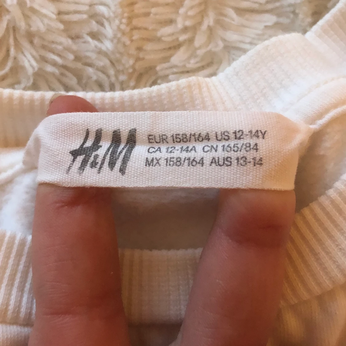 Sweatshirt med Love tryck från H&M - 90