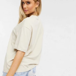 Beige nike t-shirt - Som ny!💕💕