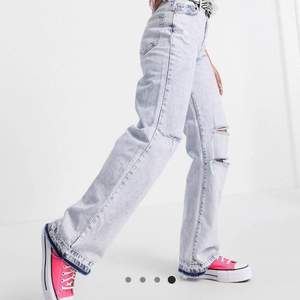 Helt nya jeans (aldrig använt pga för liten) tänkte skicka tillbaka men vet inte riktigt hur man gör så säljer här istället! St 36