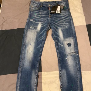 Dsquared2 Jeans - Storlek 44 Helt nya 