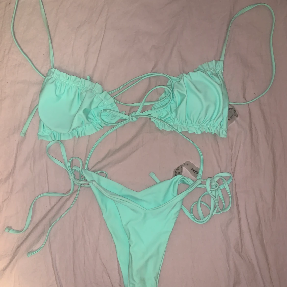 Mint grön bikini  - 90