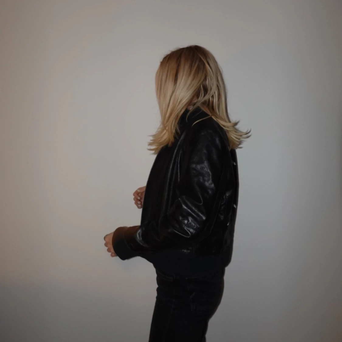 Sad face leather jacket 💙 - 91