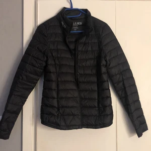 Hollies jacka  - Fin passform 