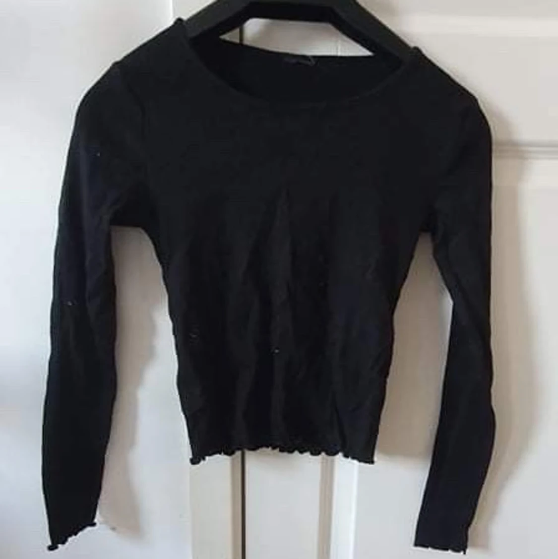 Svart långärmad tröja  - 90