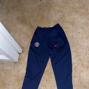 Nike Psg byxor  - Nike byxor PSG