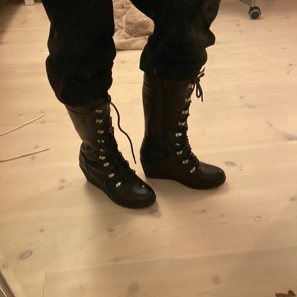 Svarta stövlar👢 - 90