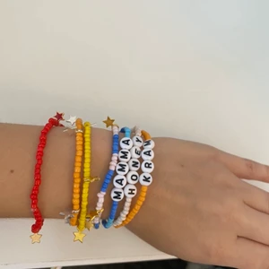 Önska armband  - Jag gör armband efter önskemål. Köp 1 för 25kr och gratis frakt. 2 för 30kr och 3 för 35kr och gratis frakt. Guld och silverstjärnor finns. 
