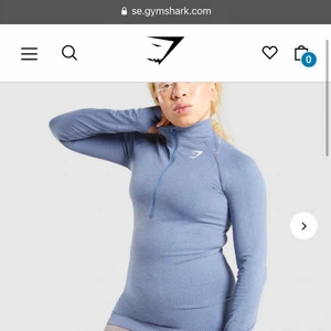 Träningströja - Träningströja från gymshark i modellen ”vital seamless 2.0 Zip Pullover” Jättefin passform! Endast använd två gånger så i nyskick!