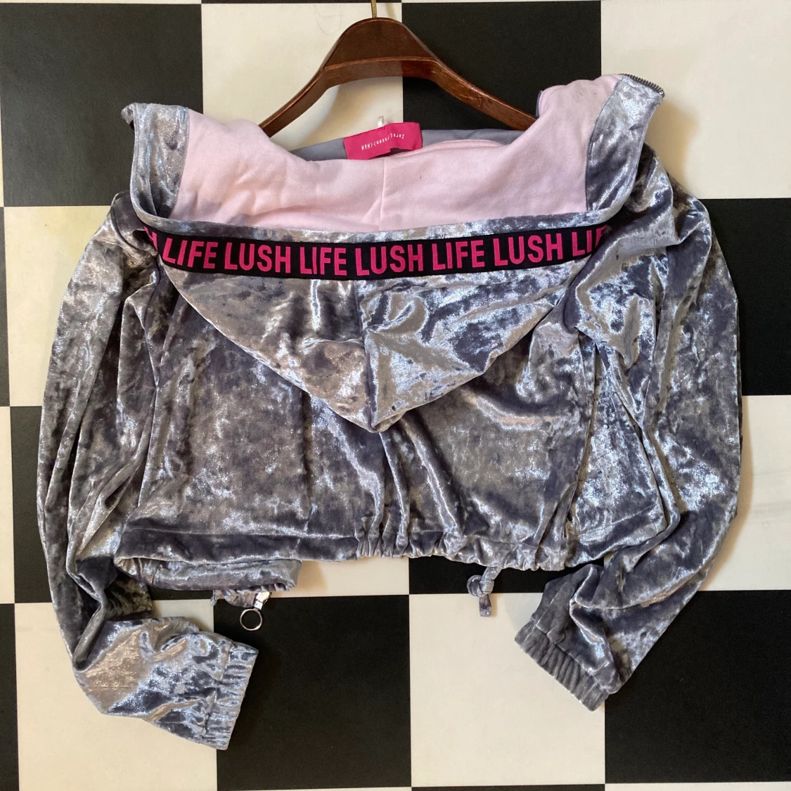 Kort munkjacka från H&M x Zara Larsson, i storlek XS - 91