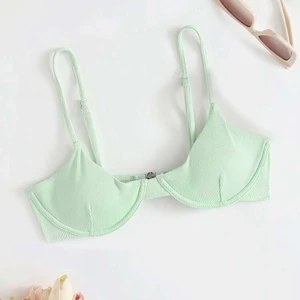 Bikini - Aldrig använd då den inte passar