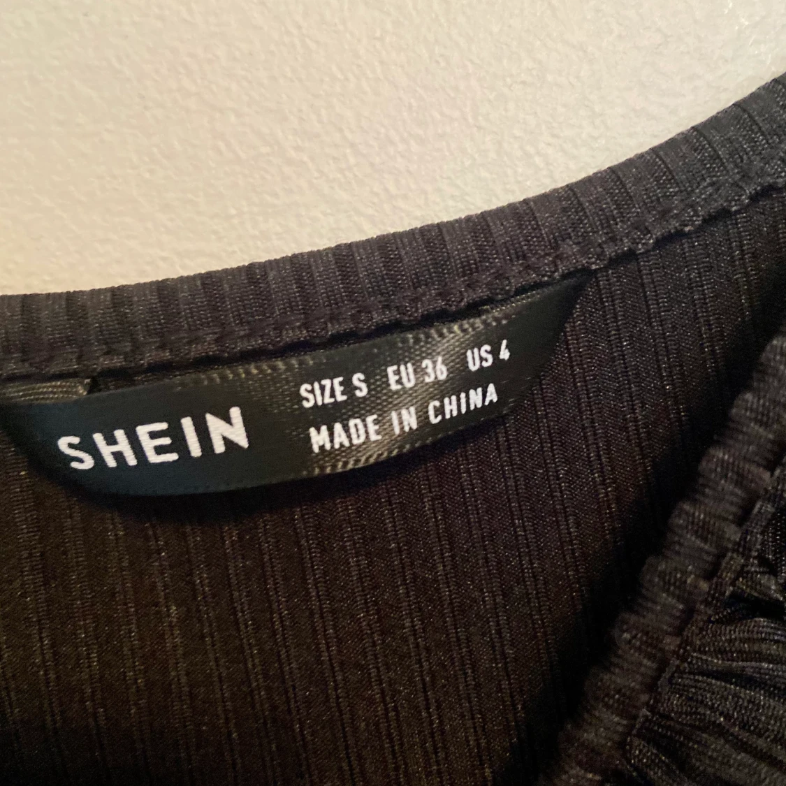 Top från SHEIN i stl S, oanvänt  - 90