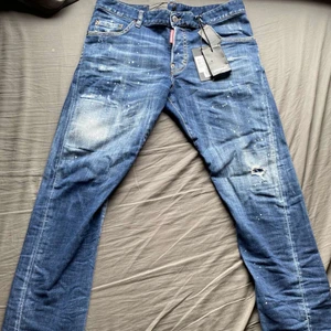 dsquared2 jeans  - säljer mina dsquared2 jeans, aldrig använda! 