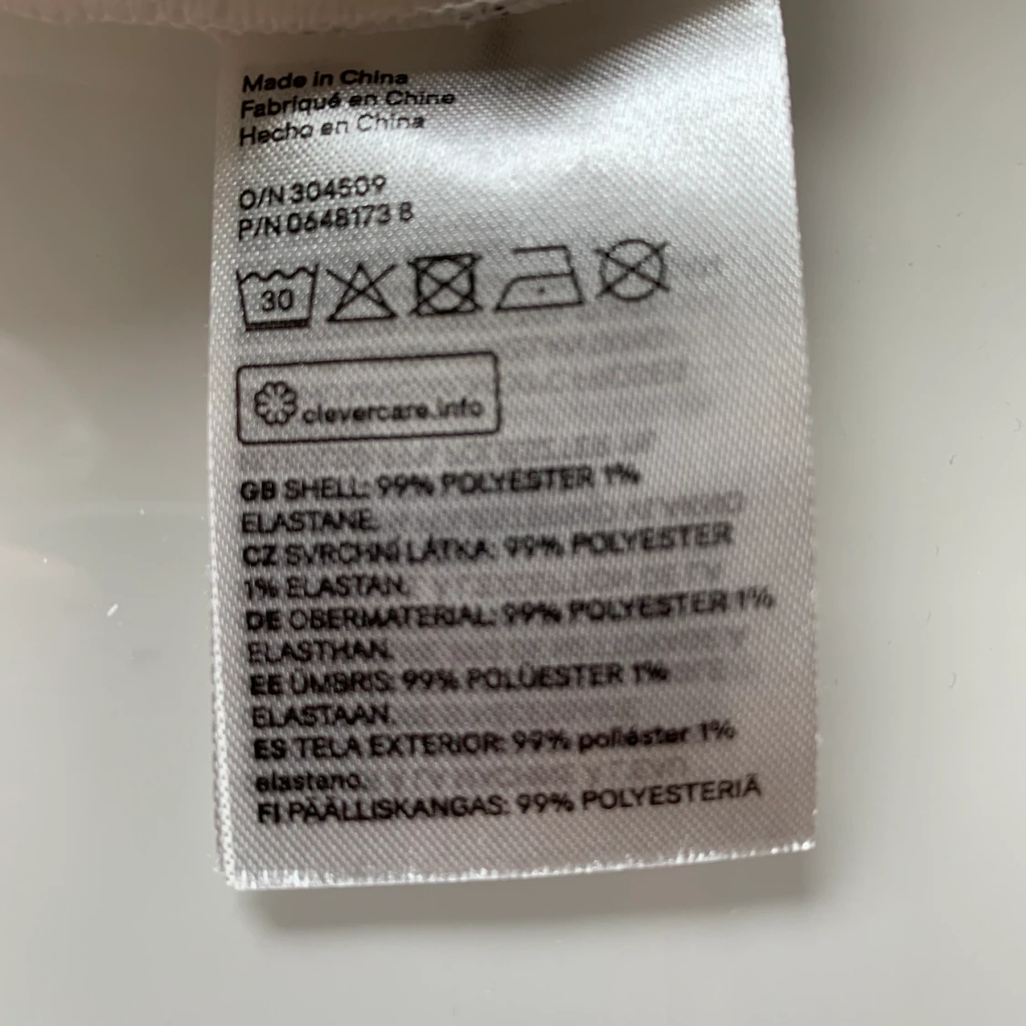 Vit offshoulder tröja i storlek XS - 91