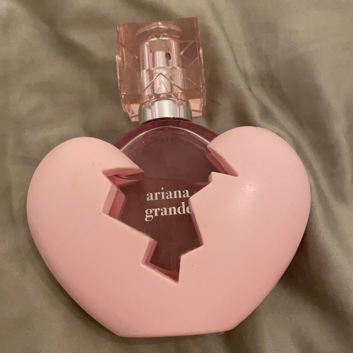 Ariana Grande parfym