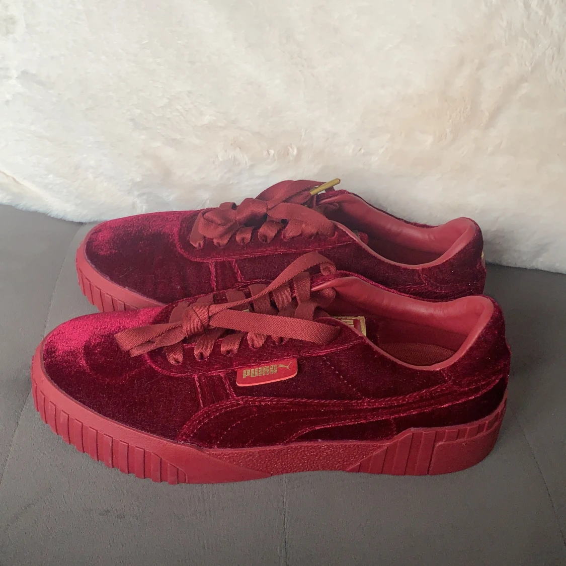 Puma cali velvet red canvas